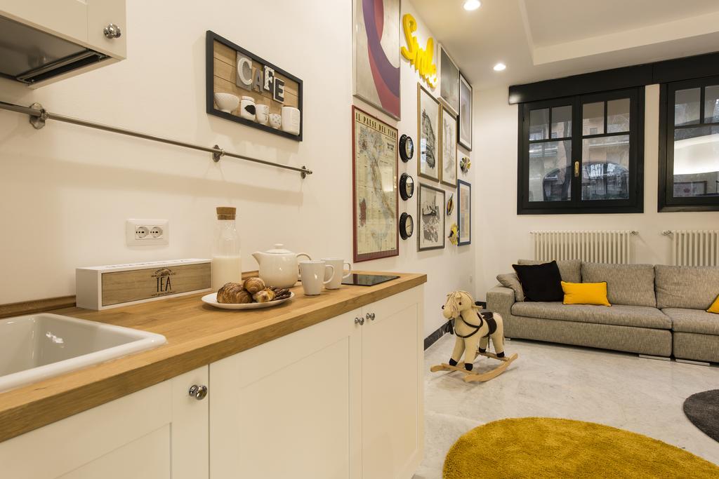 Suite Home Milano Fiera Exterior photo